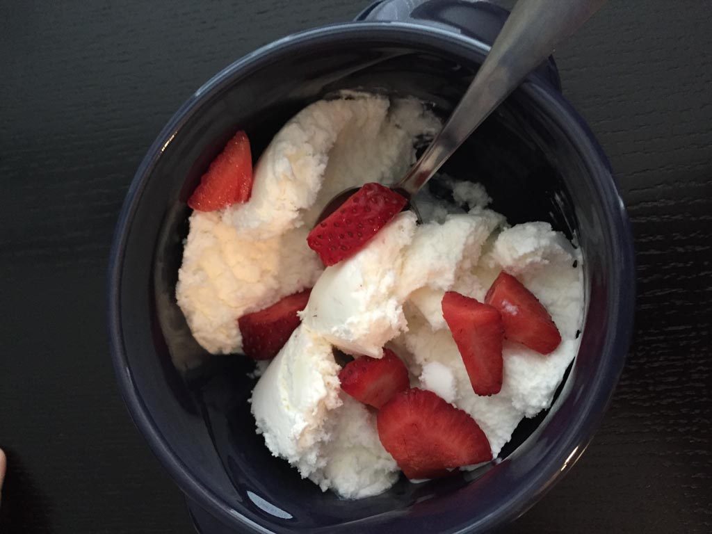 ice-cream-with-strawberries