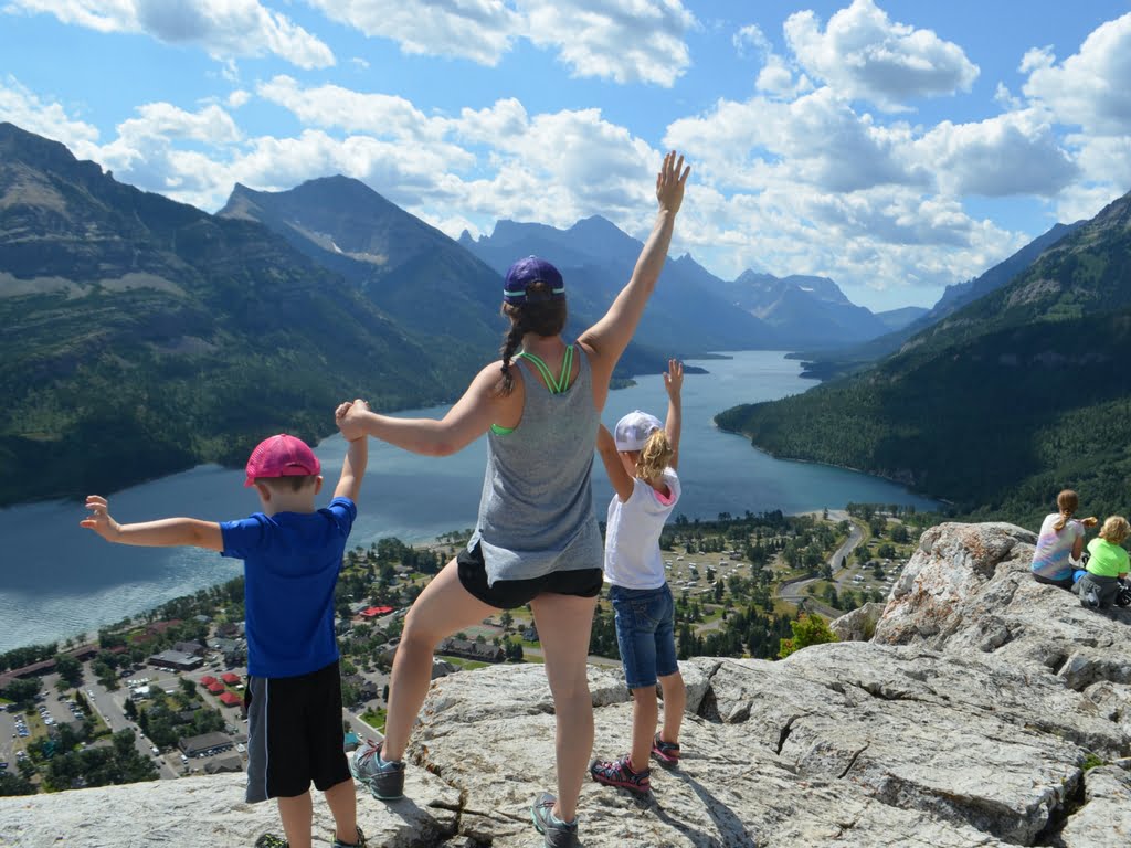 Jami Savage with kids at the top of Bear's Hump Hike