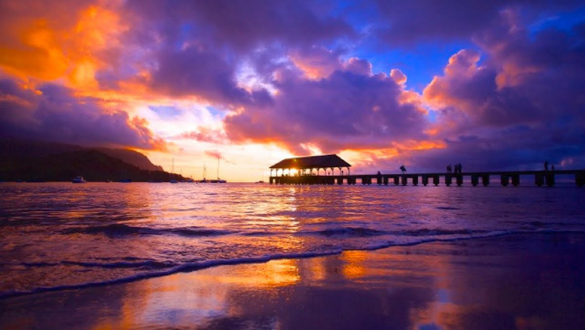 sunset-on-beach-in-kauai