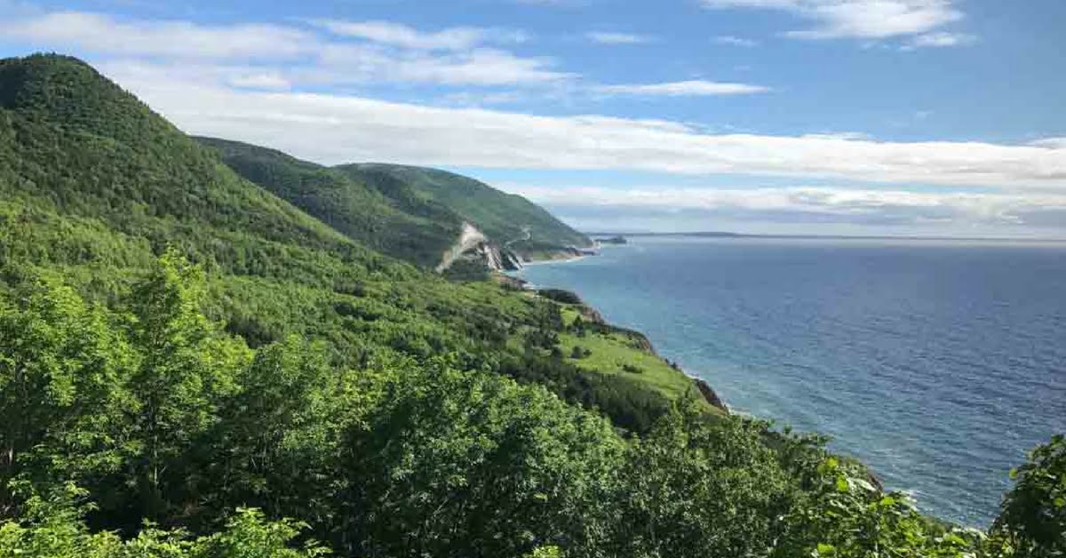 cliff-view-at-cape-breton-highlands-national-park