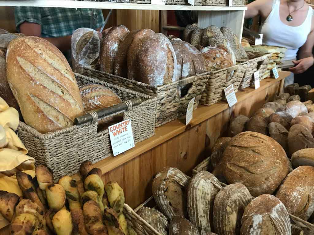 freshly-baked-bread-at-pei-market