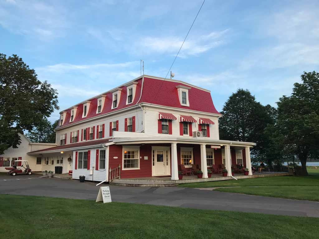 exterior-of-shaw's-hotel-pei