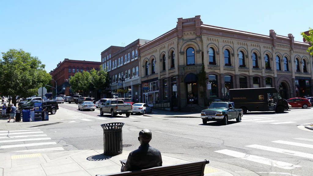 Downtown Fairhaven for Summer Day Trips From The Glen 