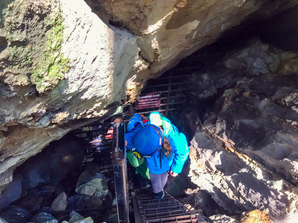 the-stairs-down-into-the-horne-lake-caves