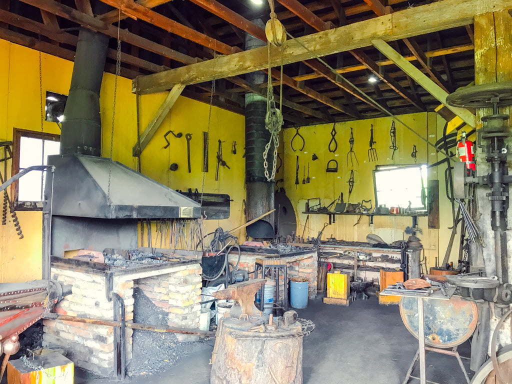 Vernon-okeefe-ranch-blacksmith