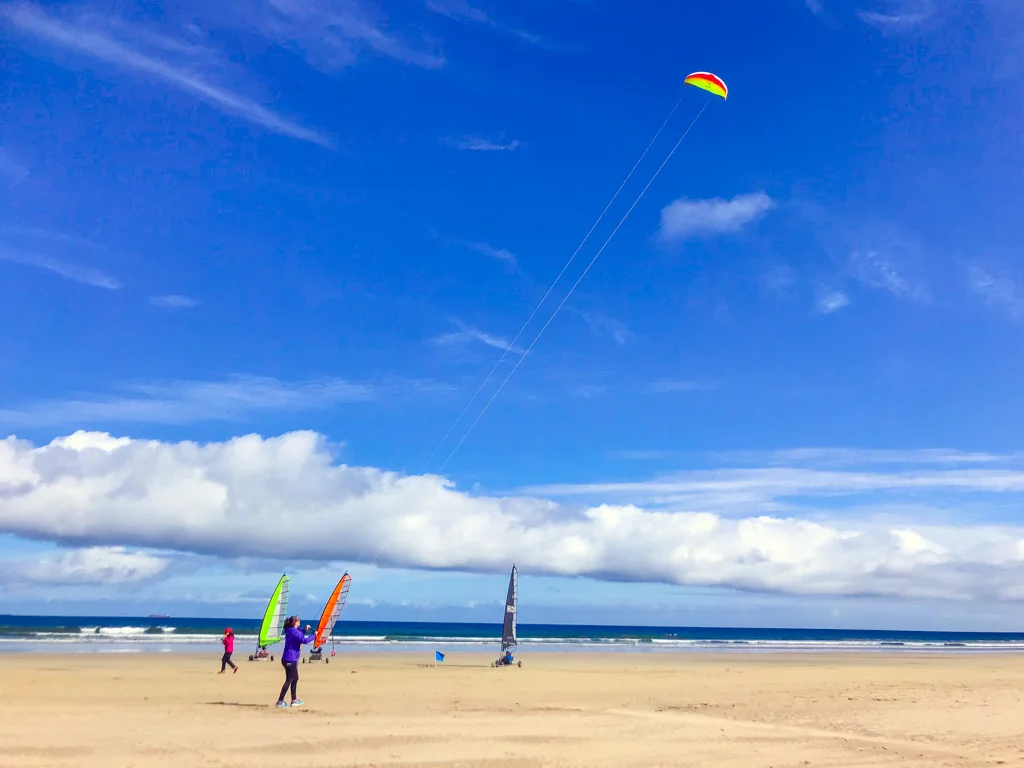 flying-kite-on-beach-in-ireland