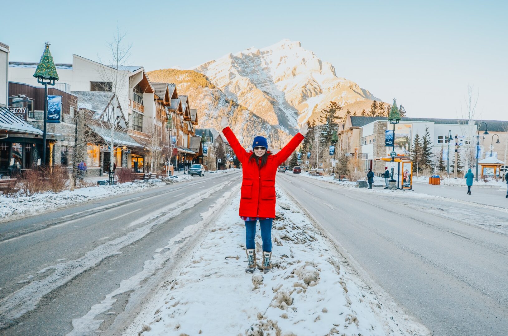 woman-standing-in-downtown-banff