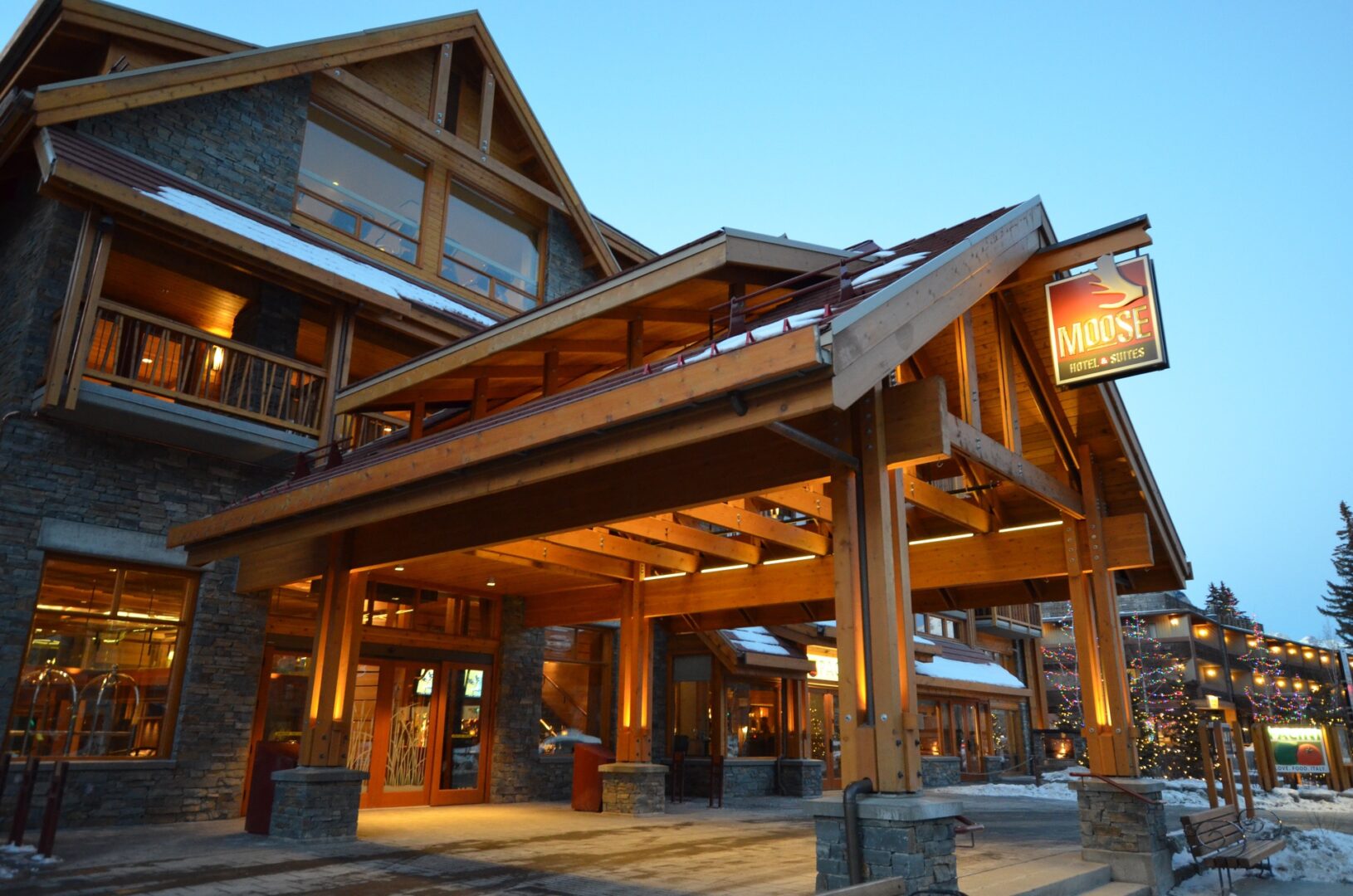 Moose hotel and suites in Banff