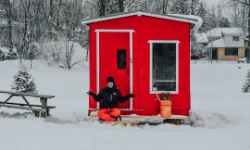 Ice fishing Laval