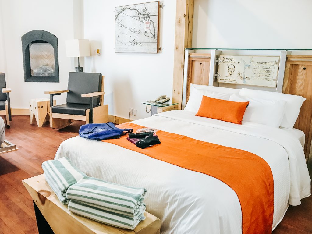 Bedroom at le baluchon éco villégiature