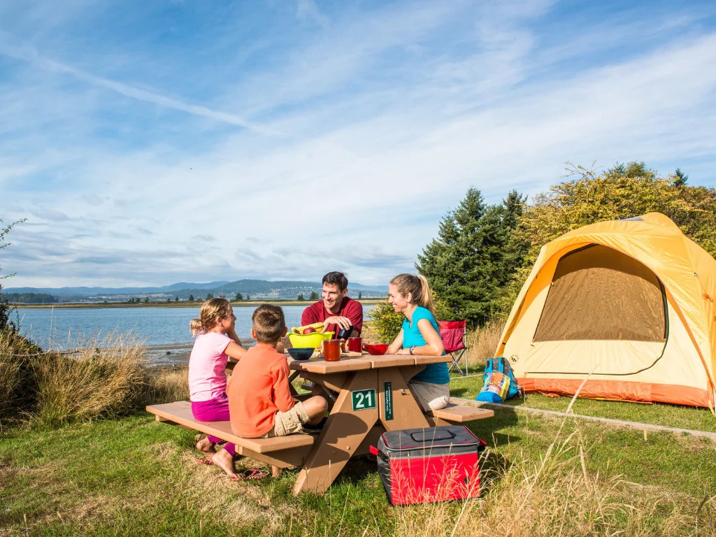 family sitting at the table in the Gulf Islands, British Columbia