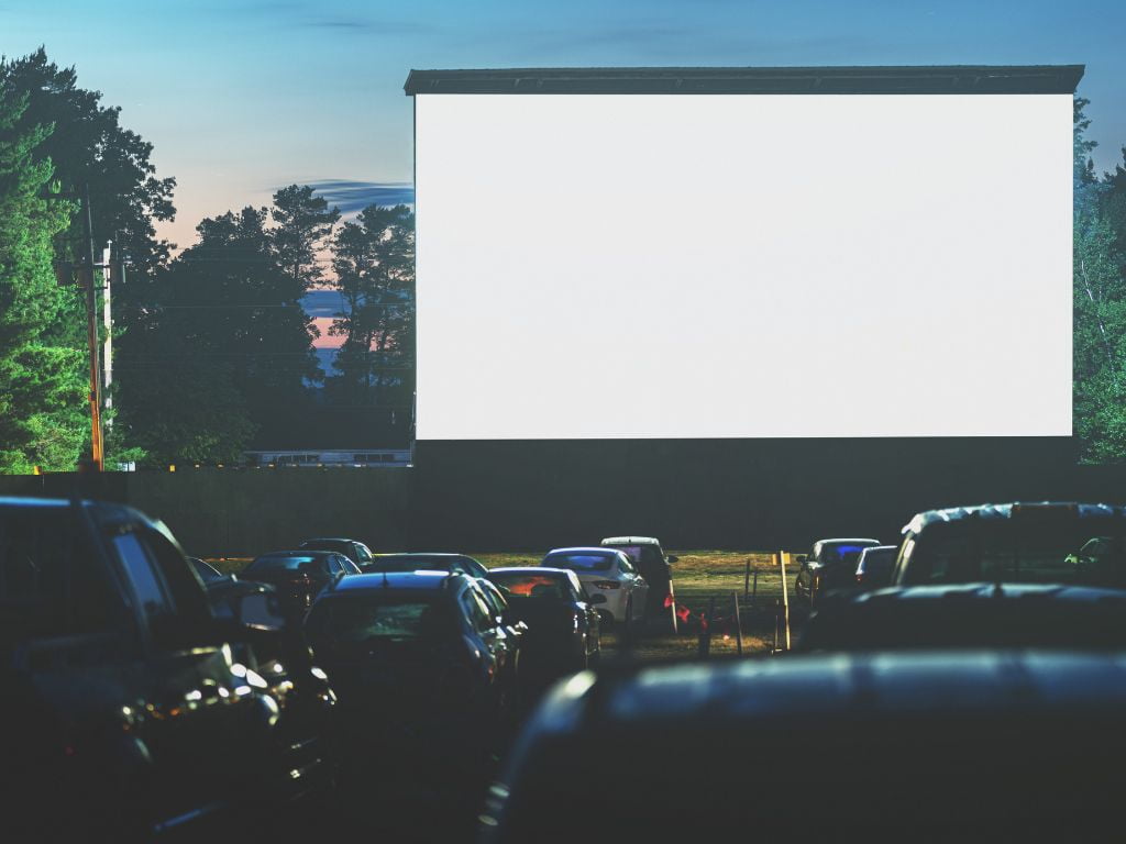 drive in movie theatre
