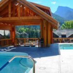best-family-hotel-in-banff-Moose-Hotel-Suites