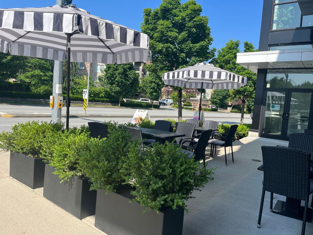 view of the outside patio at down 2 earth plant parlour in walnut grove, one of the Best Patios Langley