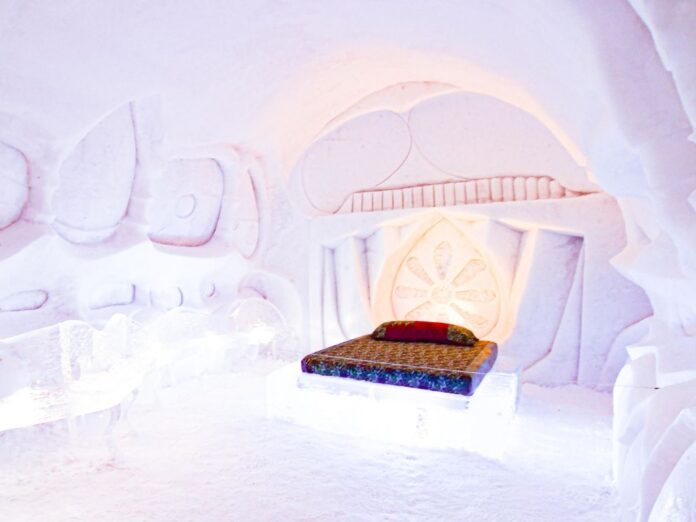 Hôtel de Glace 2024 Experience Guide - Canada's Only Ice Hotel