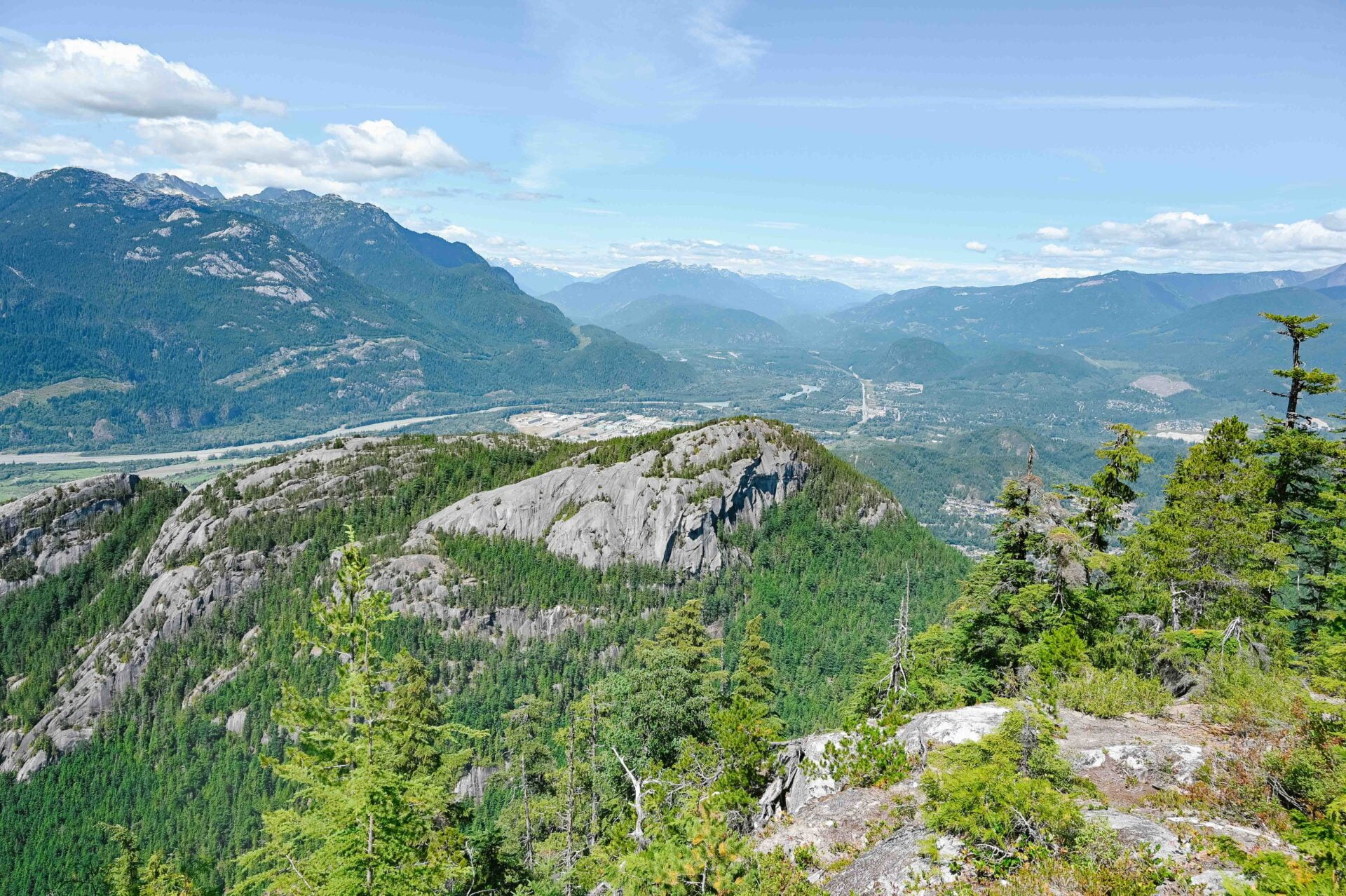 panorama trail lookout with the town of squamish in the background