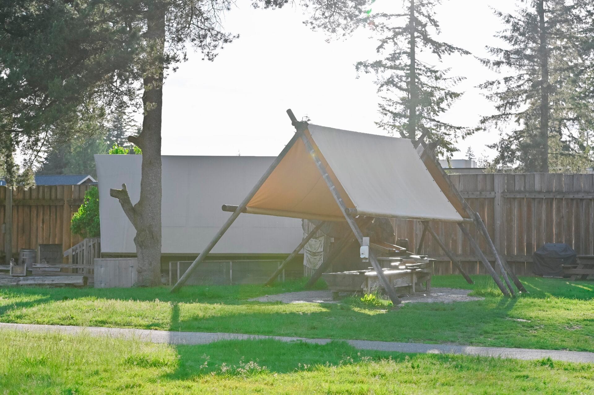 gold panning area beside an otentik inside fort langley national historic site