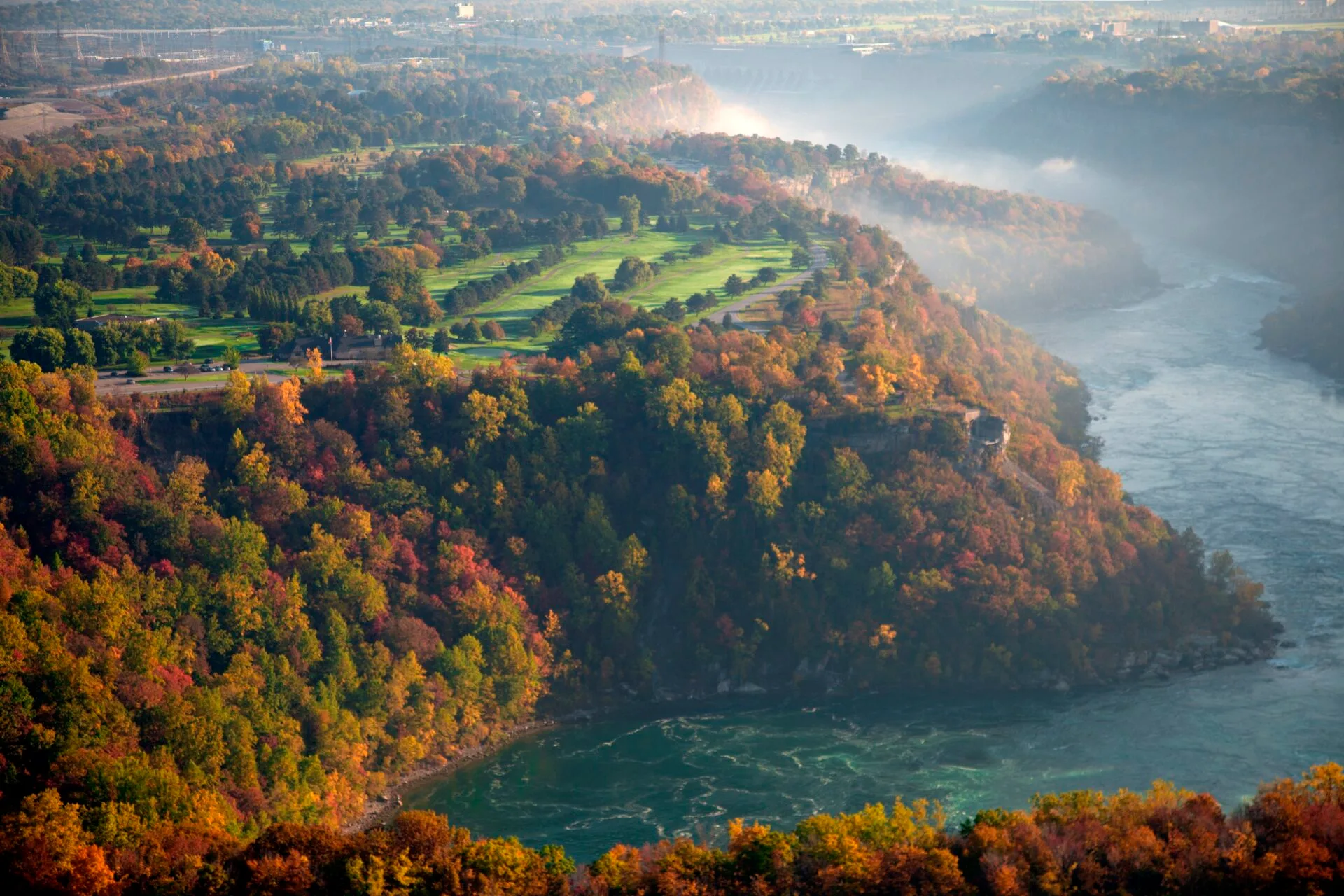 aerial view of the niagara glen