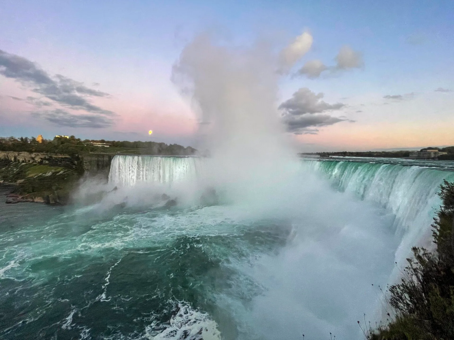 view of Niagara Falls in October