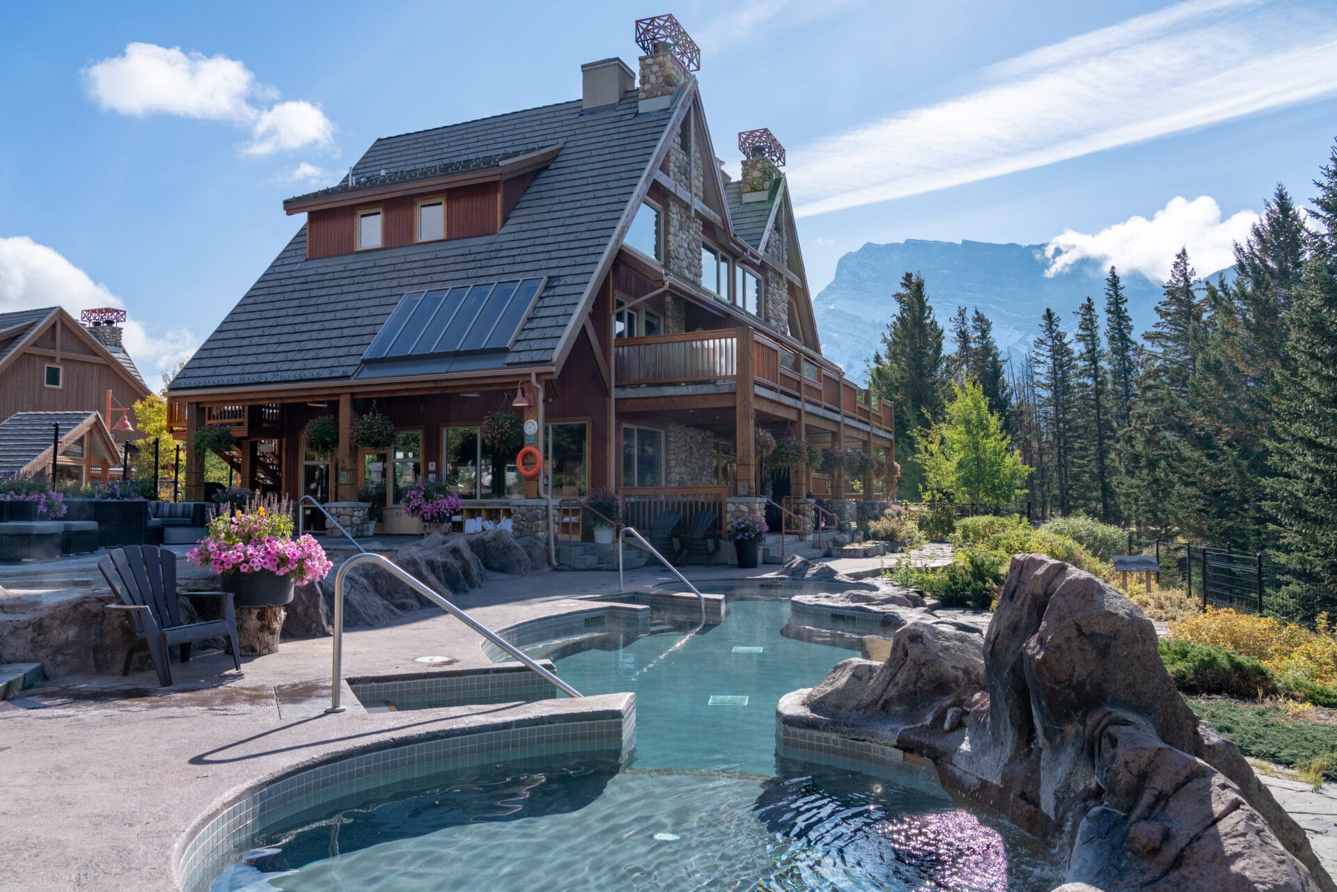 outside view of the hidden ridge resort, the hot pools are in view
