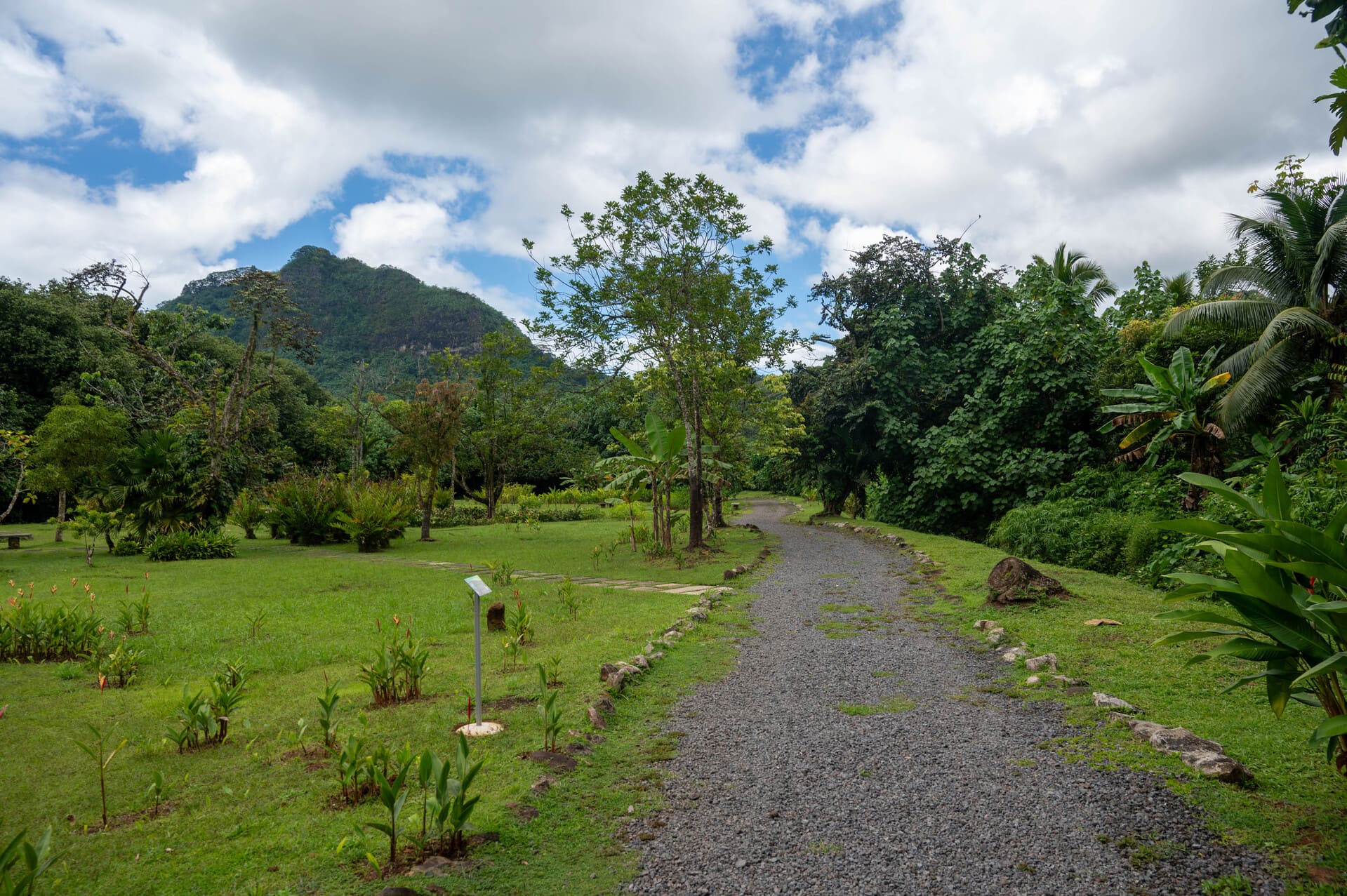 Raiatea Botanical Garden, Le Jardin Botanique De Faaroa