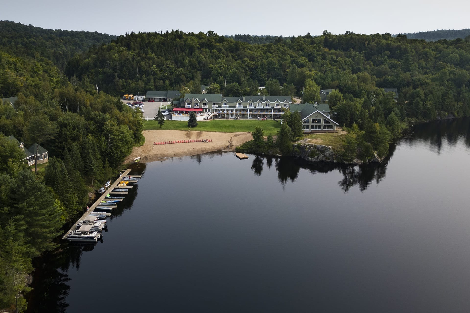 Family reunion in Quebec at Pourvoirie du Lac Blanc &ndash; Saint-Alexis-des-Monts, QC