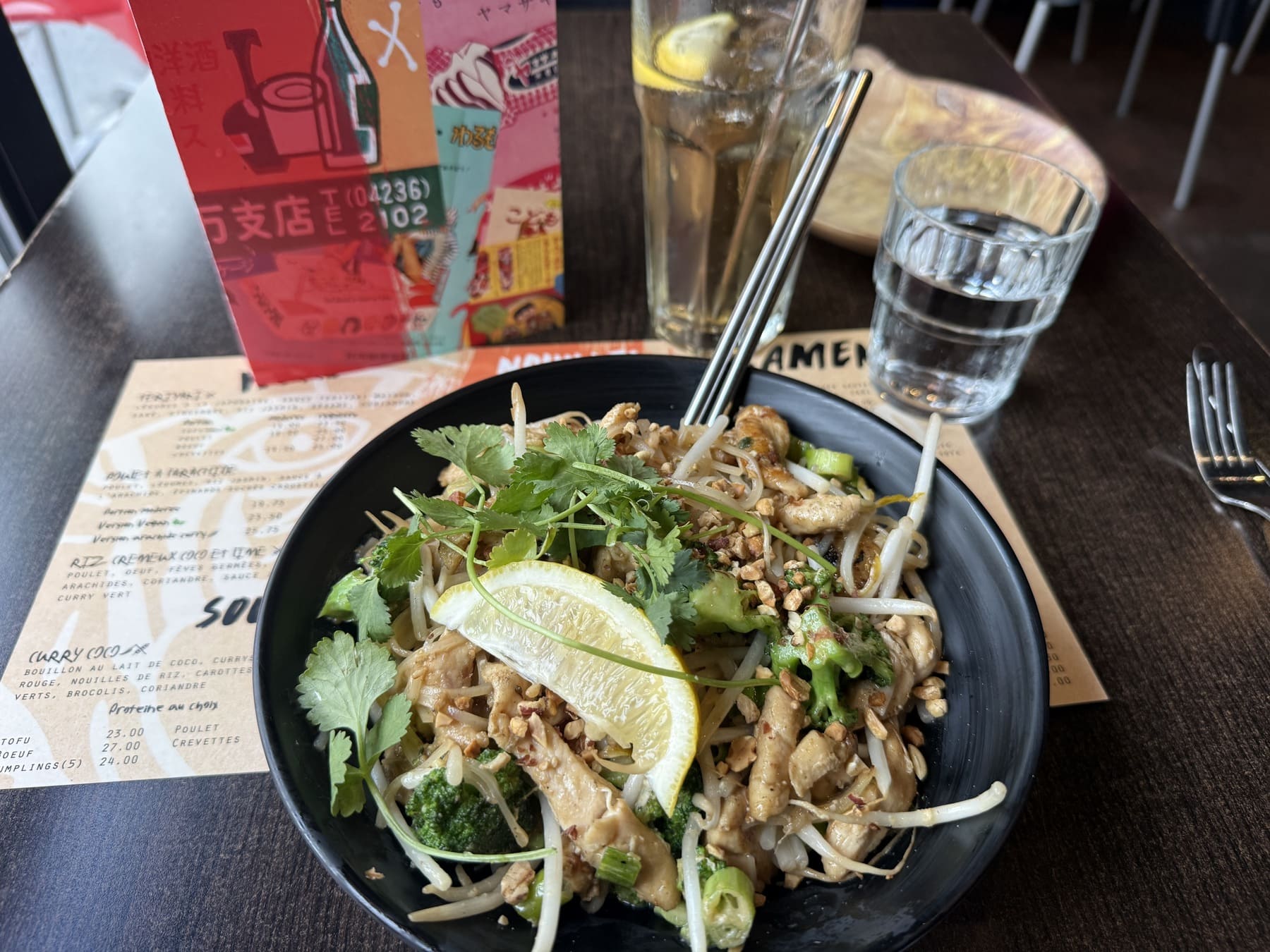 Pad Thai at Horizon Thai, Rouyn-Noranda